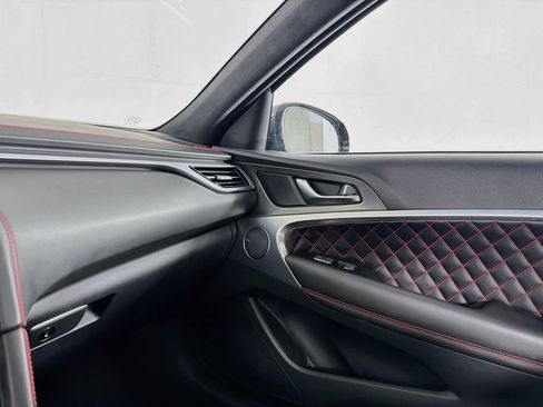 Used 2024 Genesis G70 3.3T image 36