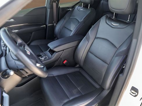 Certified 2024 Cadillac XT4 Sport image 7