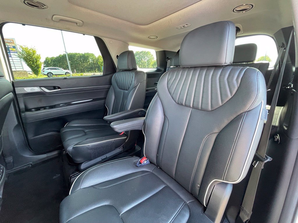 Used 2024 Hyundai Palisade Limited AWD/4WD image 26