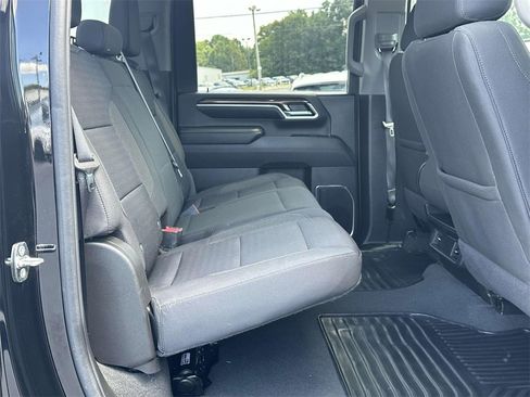 Used 2024 Chevrolet Silverado 2500 LT image 7