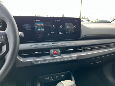 Used 2025 Kia K4 LXS FWD image 20