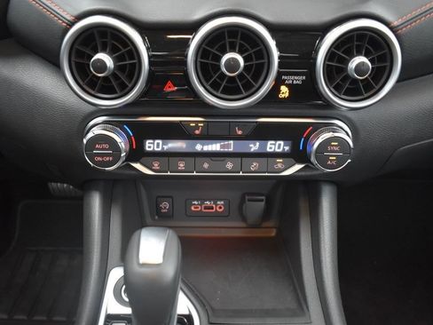 New 2025 Nissan Sentra SR image 11