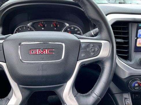 Used 2017 GMC Acadia SLT image 19