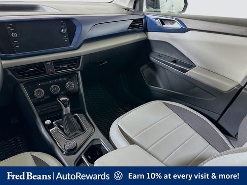Certified 2023 Volkswagen Taos SE AWD/4WD image 27
