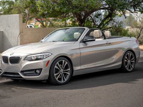 Used 2015 BMW 228i Convertible RWD image 9