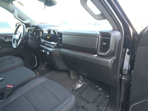 Used 2024 GMC Sierra 1500 Elevation image 10