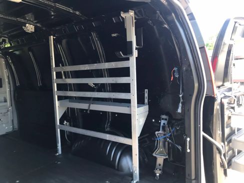 Used 2019 Chevrolet Express 2500 w/ Driver Convenience Package RWD image 27