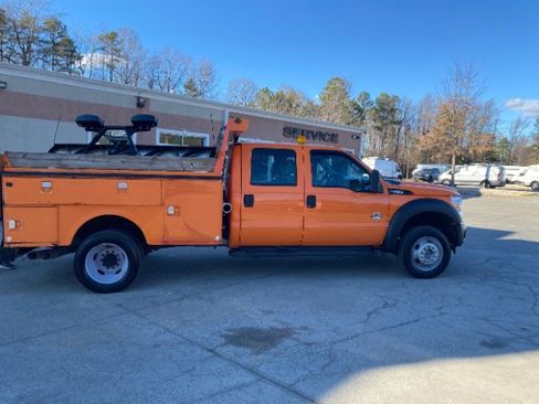 Used 2013 Ford F550 Full Dump and Plows w/ Payload Upgrade Pkg image 8