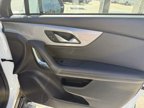 Used 2024 Chevrolet Blazer LT image 50