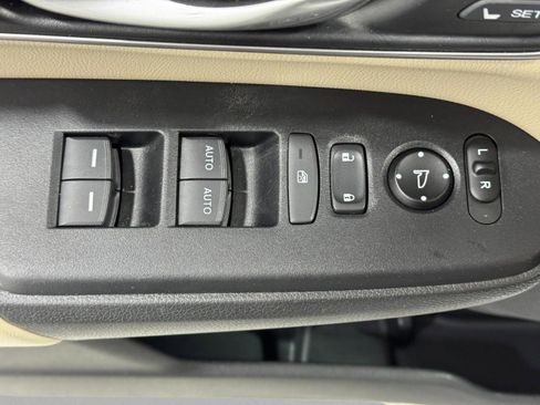 Used 2019 Honda CR-V EX-L image 25