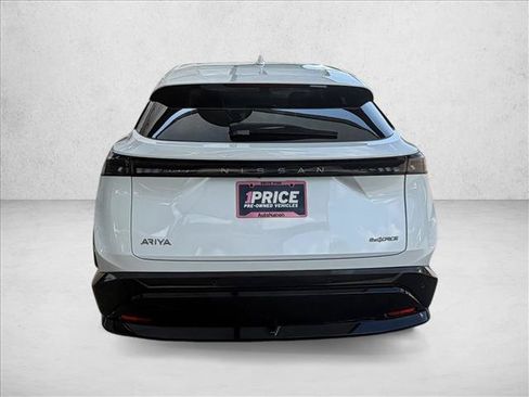 Used 2025 Nissan Ariya AWD image 5