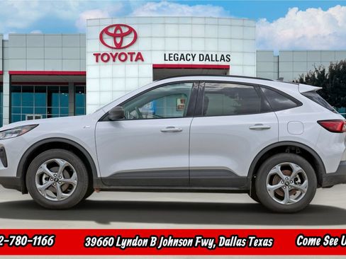 Used 2025 Ford Escape ST-Line AWD/4WD image 6