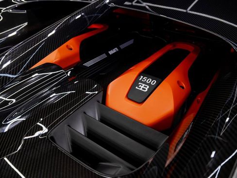 Used 2022 Bugatti Chiron Pur Sport image 53