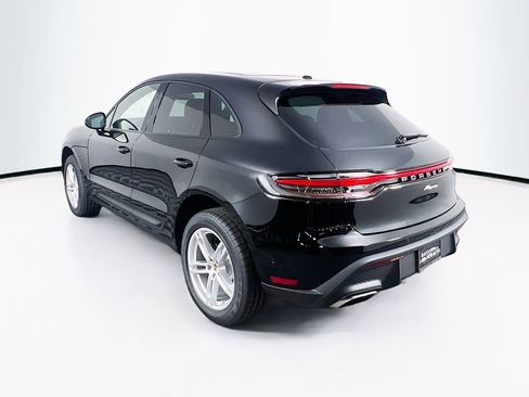 New 2026 Porsche Macan image 3