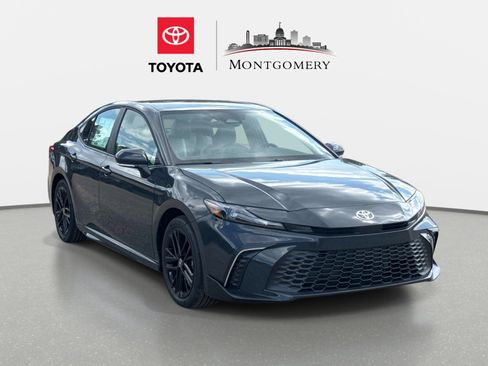 New 2026 Toyota Camry SE FWD image 30