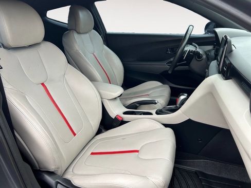 Used 2020 Hyundai Veloster Turbo Ultimate image 10
