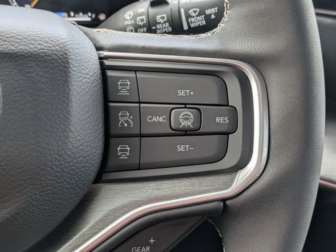 New 2026 Jeep Grand Wagoneer 4WD image 24