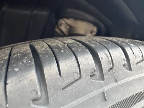 Used 2019 Toyota Avalon XSE w/ All Weather Liner Package image 17