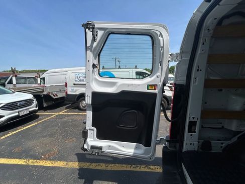 Used 2024 Ford Transit 250 Low Roof w/ Exterior Upgrade Package RWD image 6