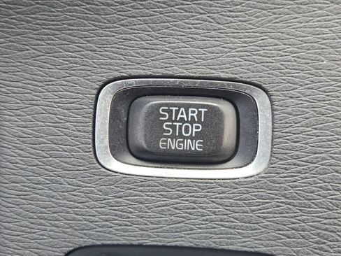 Used 2014 Volvo S60 T5 FWD image 32