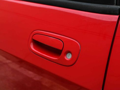 Used 2009 Dodge Challenger SRT8 w/ SRT Option Group II RWD image 33