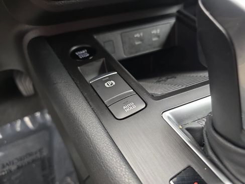 Used 2026 Nissan Kicks SV FWD image 26