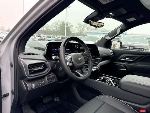 New 2026 Chevrolet Silverado EV LT image 10