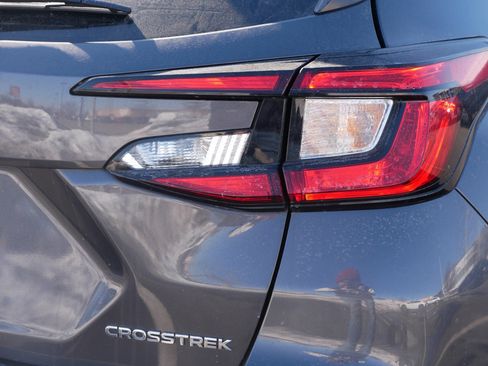 Used 2024 Subaru Crosstrek 2.0i Premium image 17