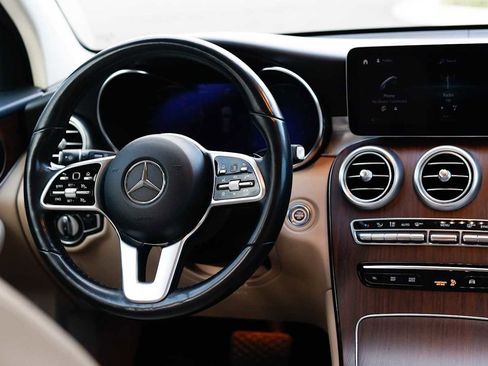 Used 2022 Mercedes-Benz GLC 300 4MATIC image 13