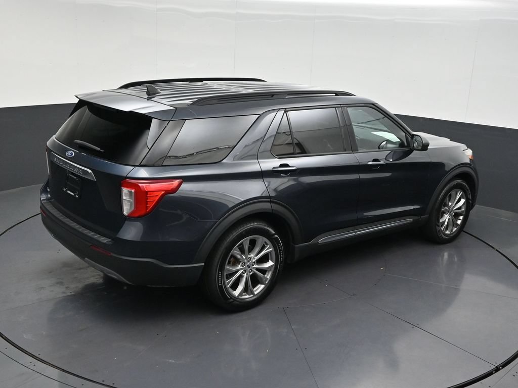 Used 2022 Ford Explorer XLT w/ Equipment Group 202A RWD image 14