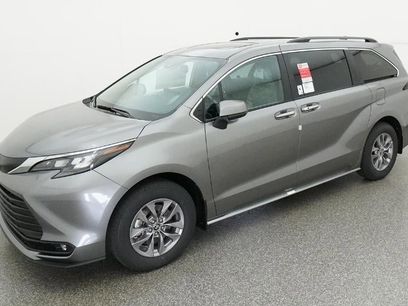 New 2026 Toyota Sienna XLE