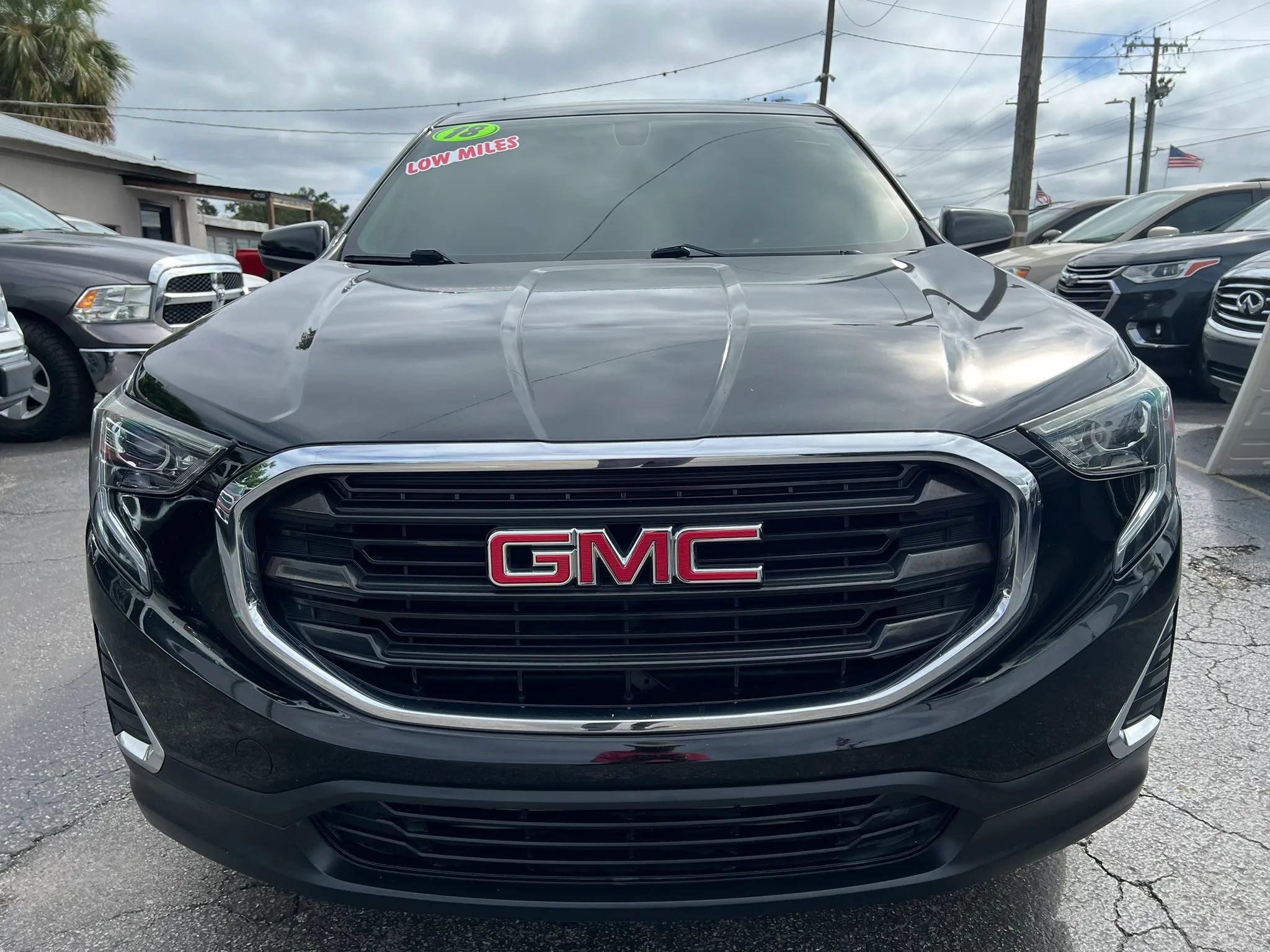 Used 2018 GMC Terrain SLE FWD image 3