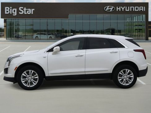 Used 2021 Cadillac XT5 Luxury w/ LPO, Floor Liner Package FWD image 2