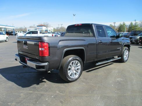 Used 2016 GMC Sierra 1500 SLE w/ SLE Value Package image 4