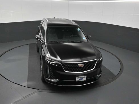 Used 2024 Cadillac XT6 Premium Luxury w/ Technology Package AWD/4WD image 44