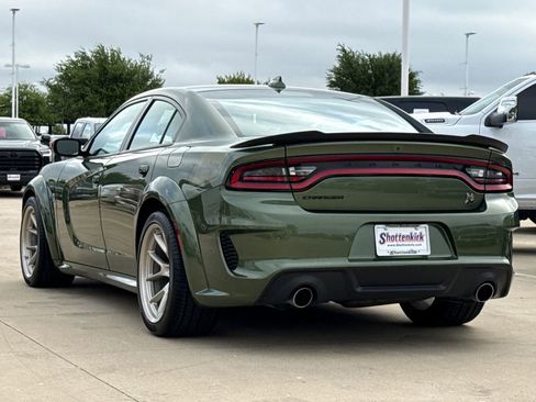 Used 2023 Dodge Charger Scat Pack RWD image 7