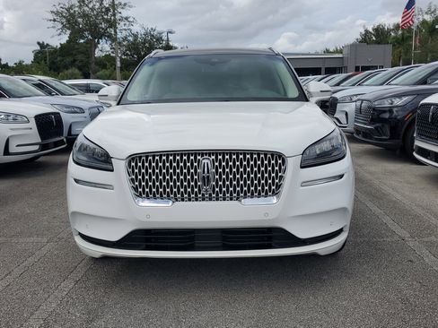 Certified 2022 Lincoln Corsair Reserve image 2