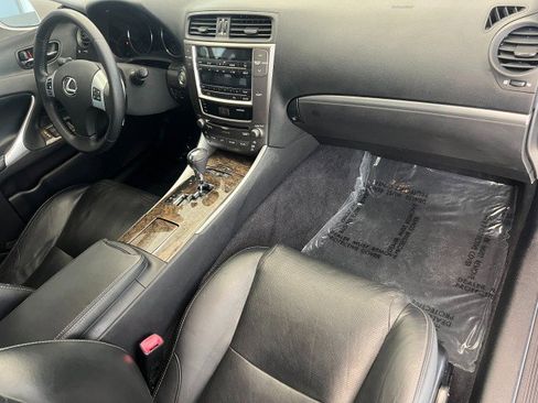 Used 2011 Lexus IS 250 AWD w/ Premium Pkg Value Edition image 16