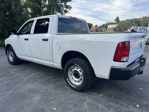 Used 2011 RAM 1500 ST w/ ST Popular Equipment Group AWD/4WD image 5