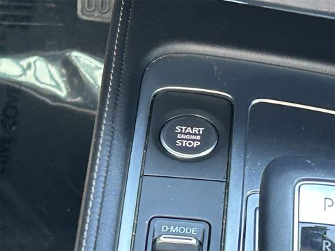 Certified 2023 INFINITI QX60 Luxe w/ Vision Package image 24