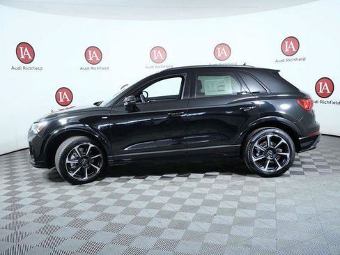Certified 2025 Audi Q3 2.0T Premium Plus w/ Premium Plus Package AWD/4WD image 5
