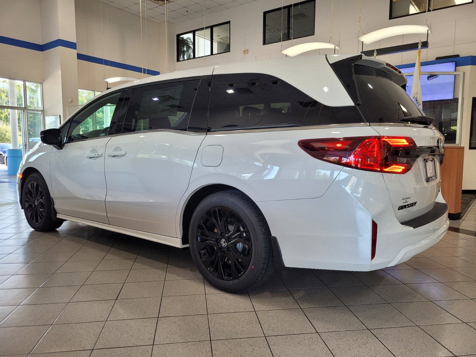 New 2026 Honda Odyssey Sport-L image 6