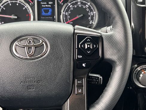 Used 2023 Toyota 4Runner TRD Off-Road Premium image 18