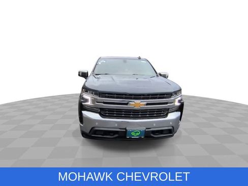 Used 2021 Chevrolet Silverado 1500 LT AWD/4WD image 3