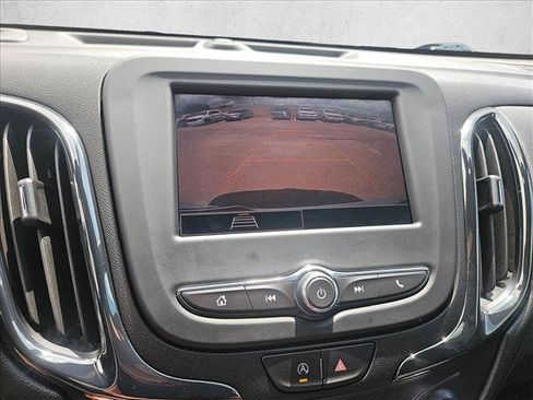 Used 2024 Chevrolet Equinox RS FWD image 21