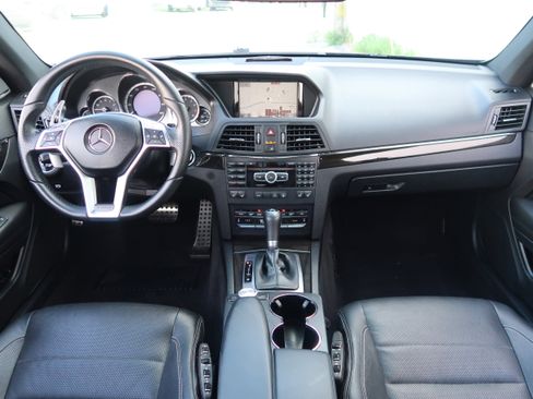 Used 2013 Mercedes-Benz E 550 Coupe w/ Premium 2 Pkg image 11