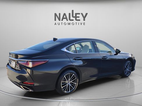 Certified 2025 Lexus ES 350 w/ Premium Package image 5