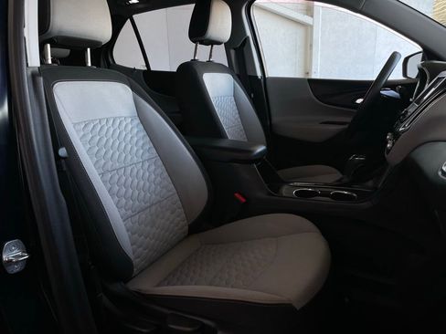 Used 2020 Chevrolet Equinox LT image 14