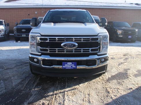 Certified 2024 Ford F250 XLT image 9