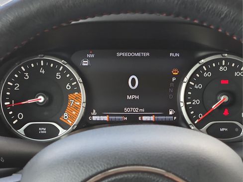 Used 2021 Jeep Renegade Trailhawk AWD/4WD image 9